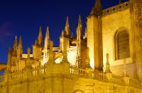 Catedral by Night