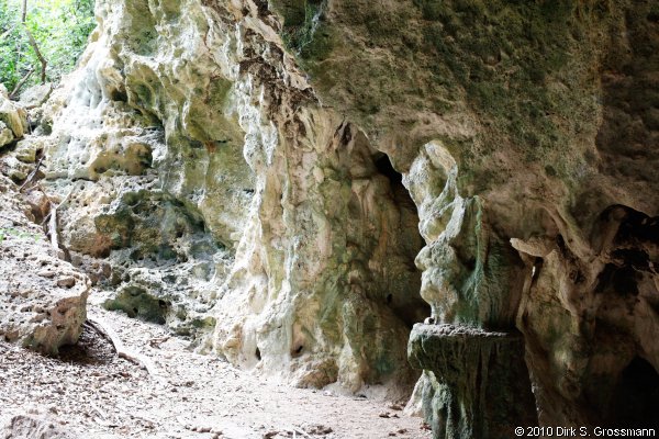 Jambiani Caves (Click for next image)